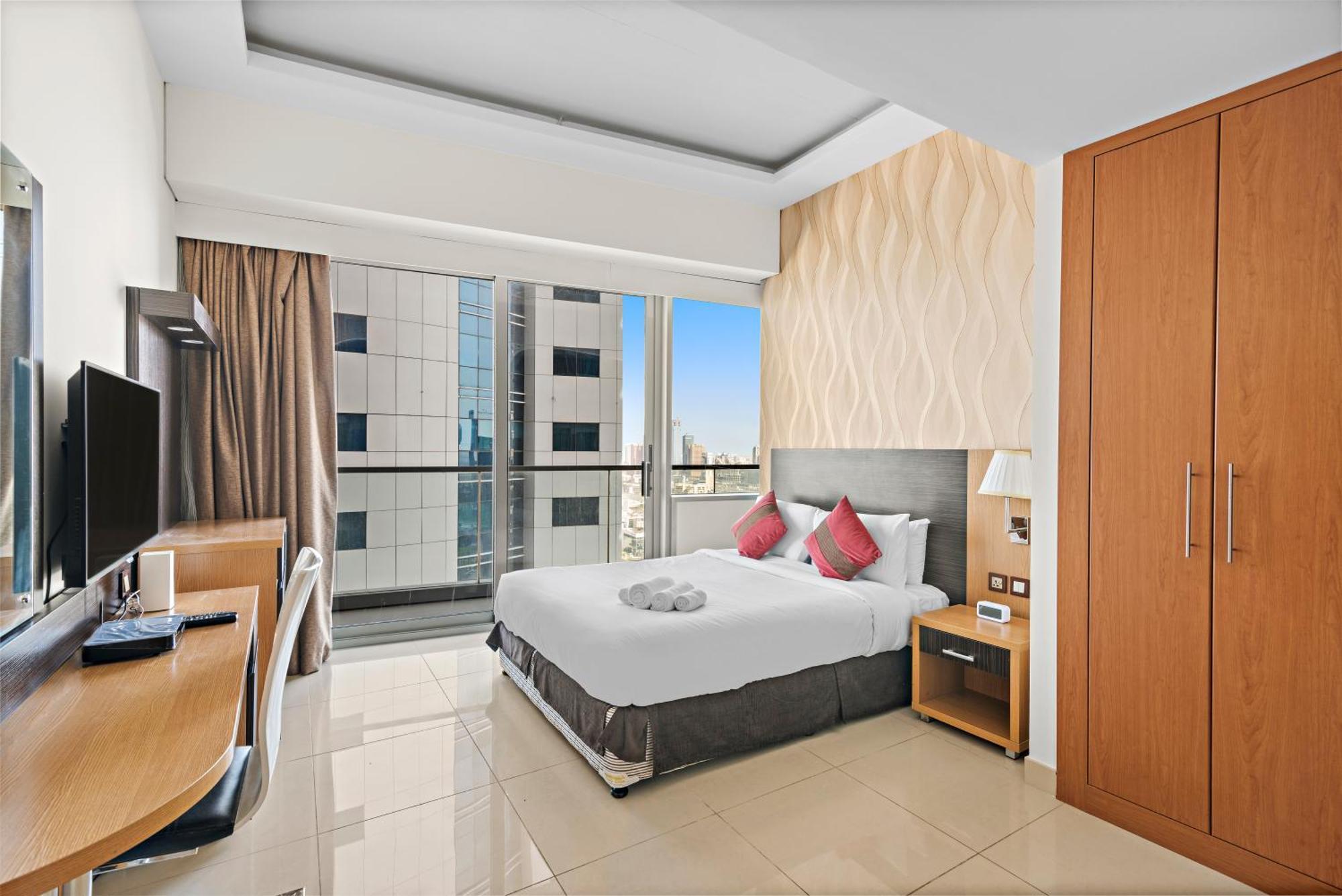 Great 2Br Apt Ocean Heights Dubaj Kültér fotó